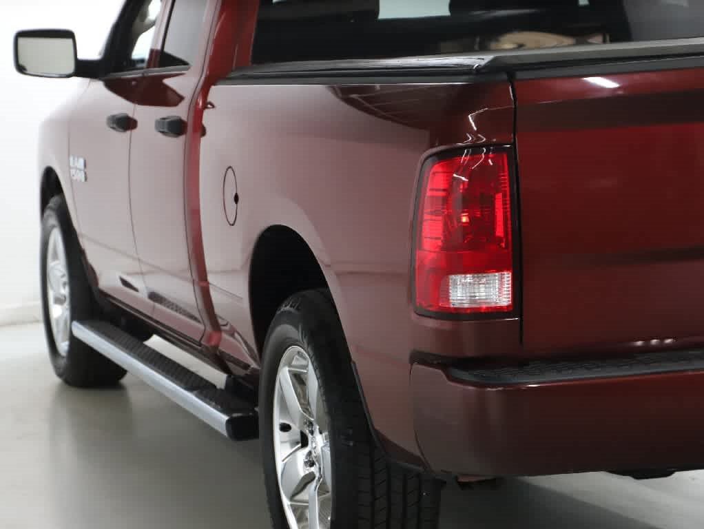 Used 2018 RAM 1500 Express w/ Express Value Package AWD/4WD image 38