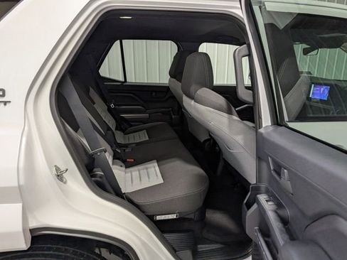 Used 2025 Toyota 4Runner TRD Sport AWD/4WD image 25