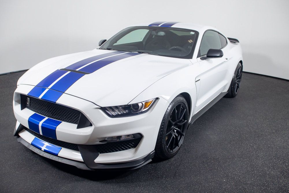 Used 2018 Ford Mustang Shelby GT350 RWD image 61
