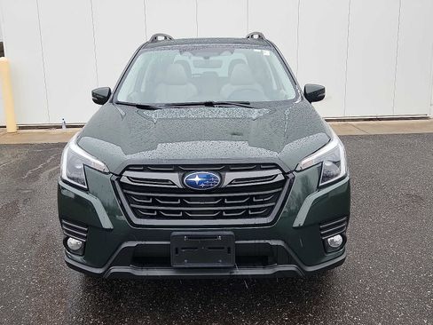 Used 2023 Subaru Forester Limited image 2