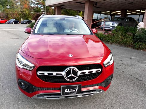Used 2021 Mercedes-Benz GLA 250 4MATIC w/ Premium Package image 6