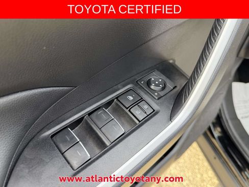 Certified 2025 Toyota RAV4 XLE AWD/4WD image 20