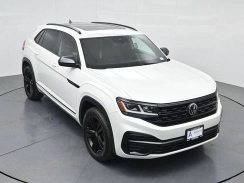 Used 2023 Volkswagen Atlas Cross Sport SEL R-Line AWD/4WD image 44