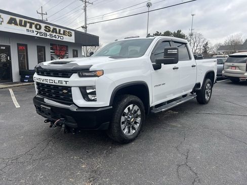 Used 2022 Chevrolet Silverado 2500 Custom w/ Custom Convenience Package image 2