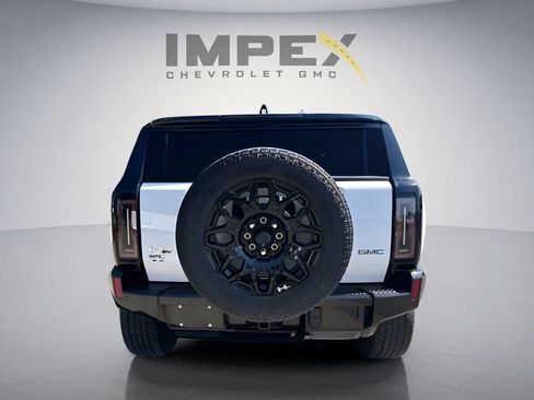 Used 2025 GMC Hummer EV 2X AWD/4WD image 4
