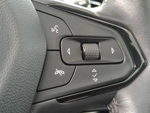 Used 2023 Chevrolet Bolt EUV Premier w/ Sun & Sound Package FWD image 25