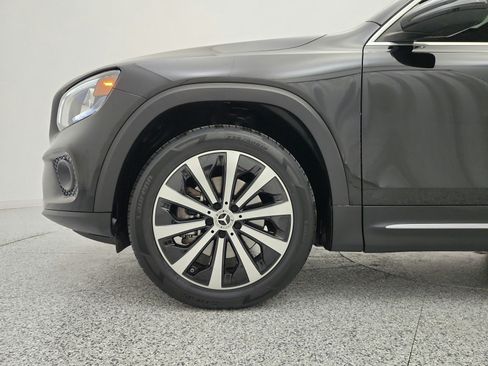 Used 2022 Mercedes-Benz GLB 250 image 18