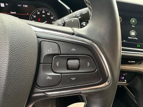 Used 2023 Buick Envision Avenir AWD/4WD image 33