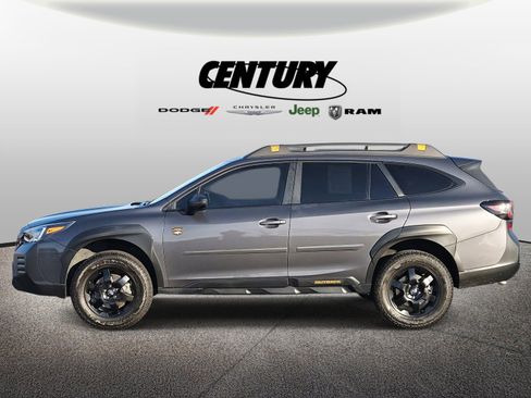 Used 2022 Subaru Outback Wilderness image 7