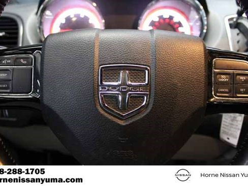 Used 2019 Dodge Grand Caravan SXT image 10