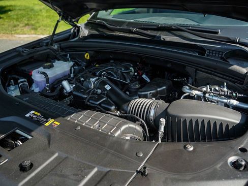 New 2025 Jeep Grand Cherokee L Laredo w/ Luxury Tech Group I image 6