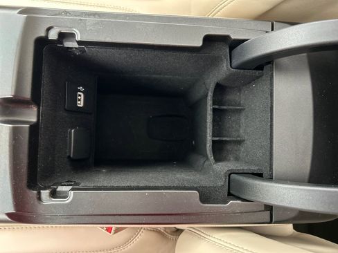 Used 2019 Lincoln Nautilus Reserve image 30