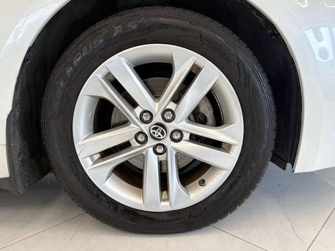 Used 2020 Toyota Corolla SE FWD image 40