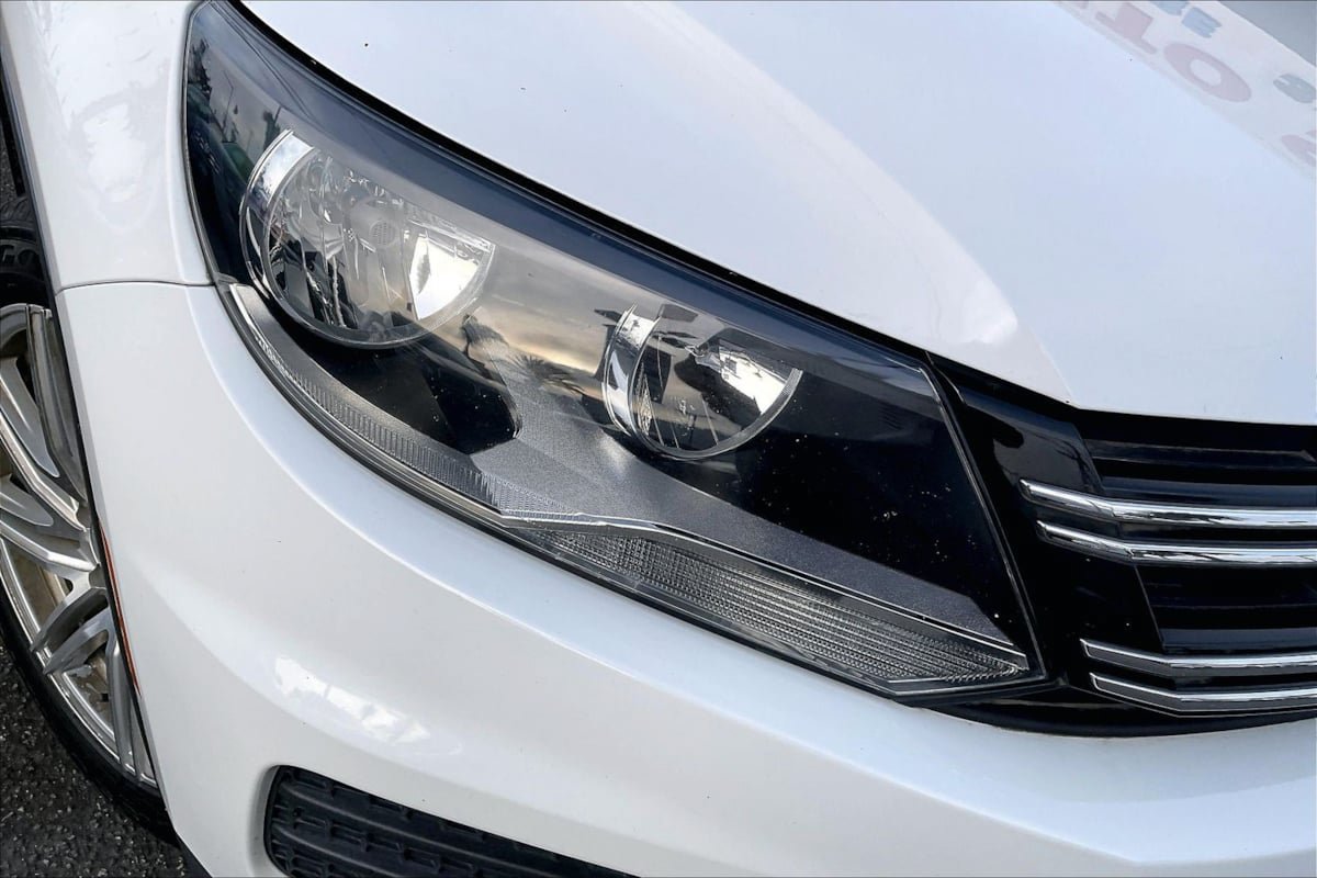 Used 2017 Volkswagen Tiguan Wolfsburg Edition AWD/4WD image 29