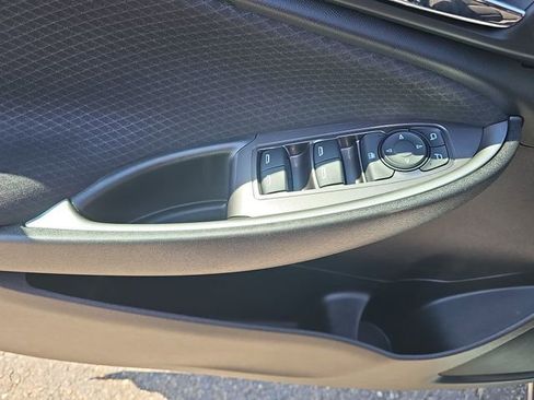 Used 2023 Chevrolet Malibu LS image 22