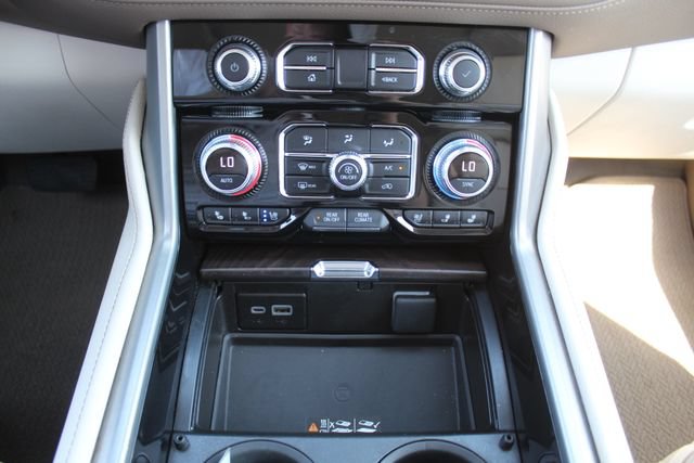 Used 2024 GMC Yukon XL Denali w/ Max Trailering Package AWD/4WD image 33