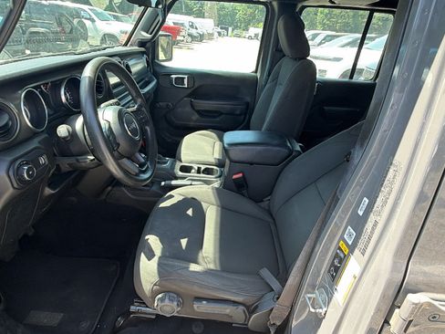 Used 2023 Jeep Wrangler Unlimited Sport AWD/4WD image 15