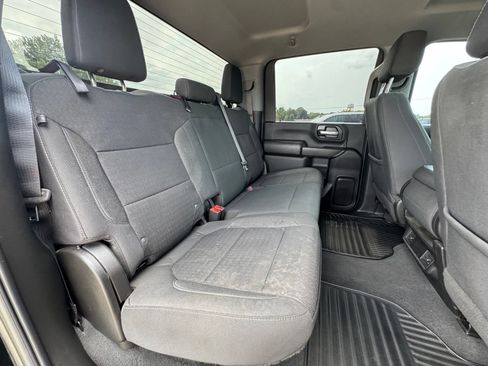 Used 2022 Chevrolet Silverado 2500 Custom w/ Custom Value Package AWD/4WD image 32