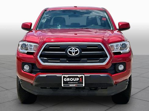 Used 2016 Toyota Tacoma SR5 w/ Towing Package RWD image 4