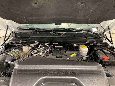 Used 2026 RAM 2500 Laramie AWD/4WD image 16