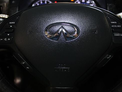 Used 2012 INFINITI G37 Journey w/ Premium Pkg RWD image 19