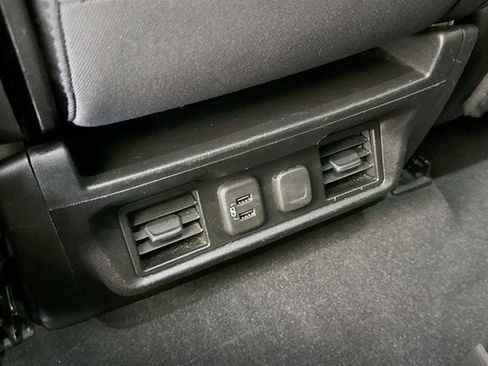 Used 2021 Chevrolet Silverado 1500 RST w/ Z71 Off-Road Package image 25