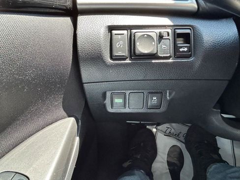 Used 2019 Nissan Sentra SV FWD image 26