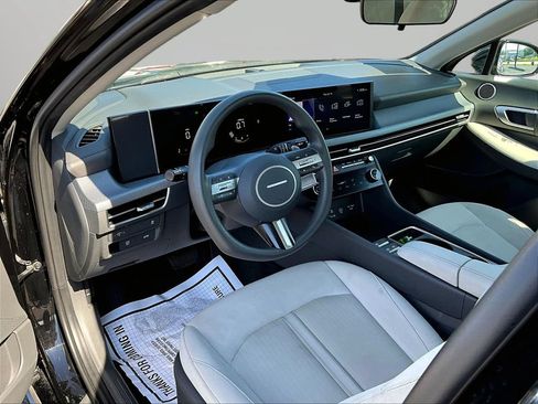 Certified 2024 Hyundai Sonata SEL FWD image 17