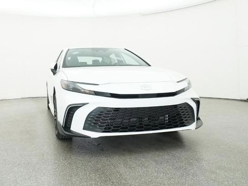 New 2026 Toyota Camry SE image 28