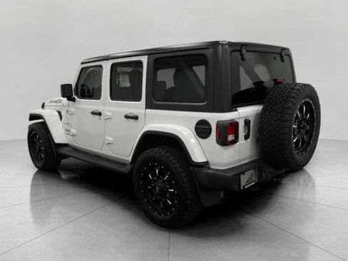 Used 2021 Jeep Wrangler Unlimited Sahara w/ Cold Weather Group AWD/4WD image 8