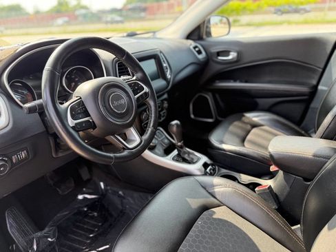 Used 2018 Jeep Compass Latitude w/ Popular Equipment Group AWD/4WD image 23