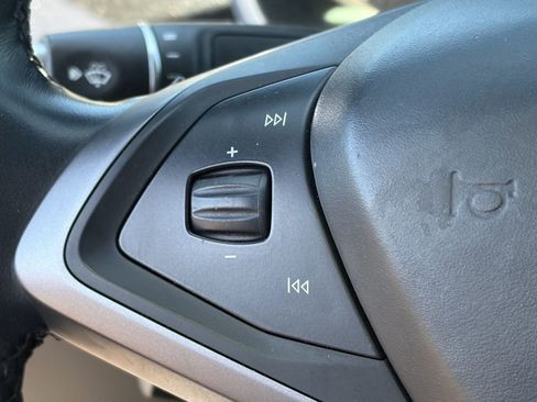 Used 2020 Tesla Model S Long Range AWD/4WD image 19