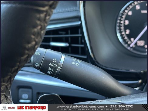 Used 2023 Cadillac XT6 Premium Luxury image 26