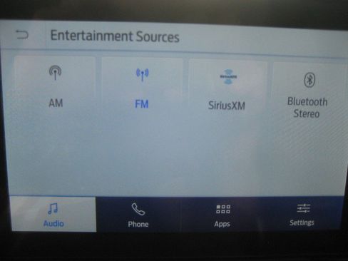 Used 2022 Ford Explorer XLT w/ Equipment Group 202A AWD/4WD image 23