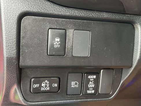 Used 2021 Toyota Tacoma TRD Off-Road image 26