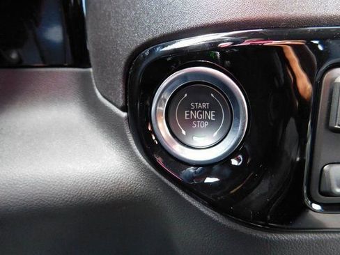 New 2025 Chevrolet Silverado 1500 LT w/ Z71 Off-Road Package AWD/4WD image 21