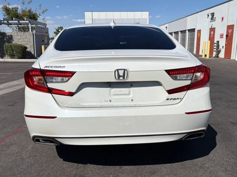 Used 2018 Honda Accord Sport image 4