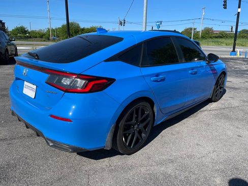 Used 2024 Honda Civic Sport image 3