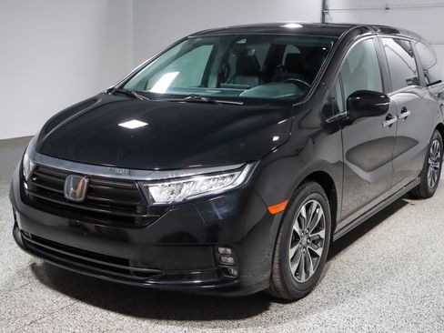 Used 2024 Honda Odyssey EX-L image 34
