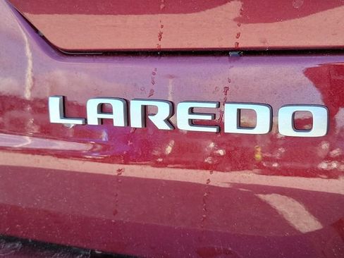 New 2026 Jeep Grand Cherokee Laredo image 7