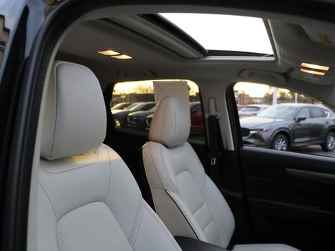 Certified 2024 MAZDA CX-5 AWD 2.5 S w/ Preferred Package image 7