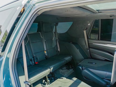 Used 2025 Cadillac Escalade V w/ LPO, ONYX Package AWD/4WD image 16