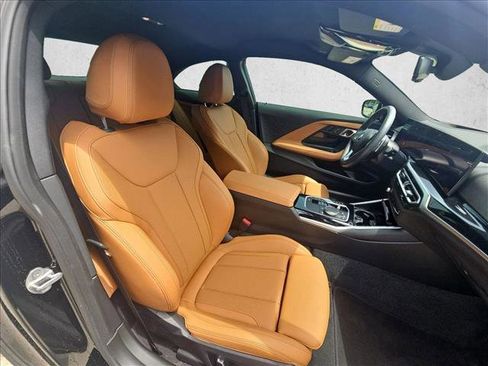 Used 2024 BMW 230i Coupe w/ Premium Package RWD image 19