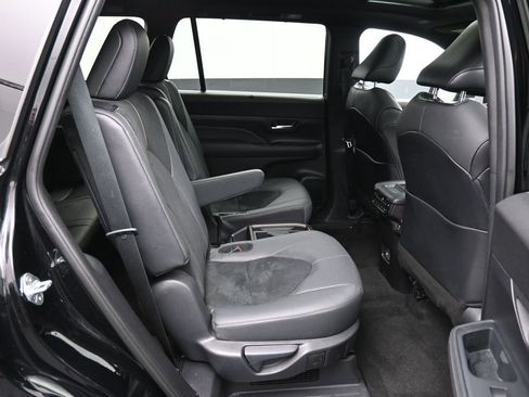 Certified 2025 Toyota Grand Highlander AWD Hybrid image 27
