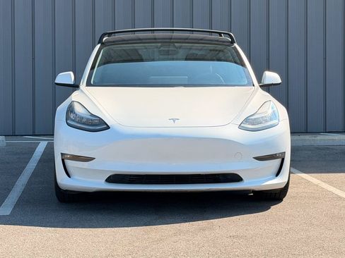 Used 2021 Tesla Model 3 Performance AWD/4WD image 2