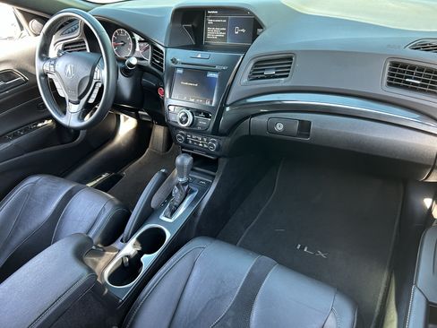 Used 2020 Acura ILX FWD image 10