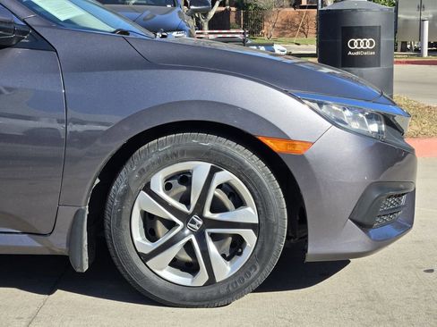 Used 2018 Honda Civic LX image 11