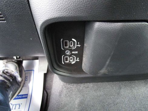 New 2025 RAM 1500 Tradesman image 22