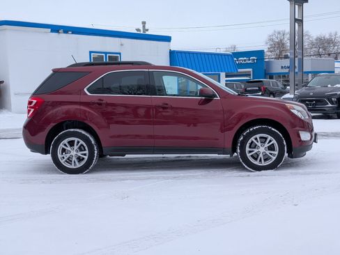 Used 2017 Chevrolet Equinox LT w/ Convenience Package image 8