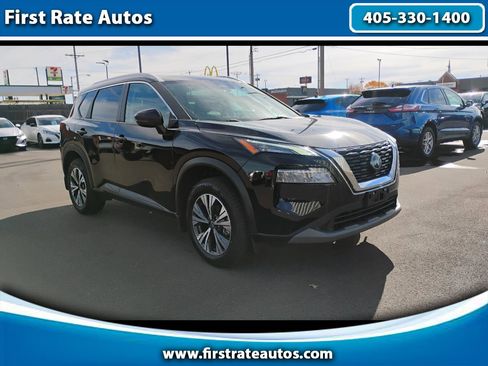 Used 2022 Nissan Rogue SV w/ SV Premium Package image 1